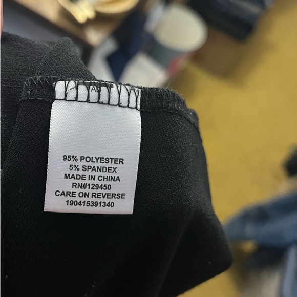 Elle Mineral Black Tie-Detail Sleeveless Blouse - Picture 4 of 6